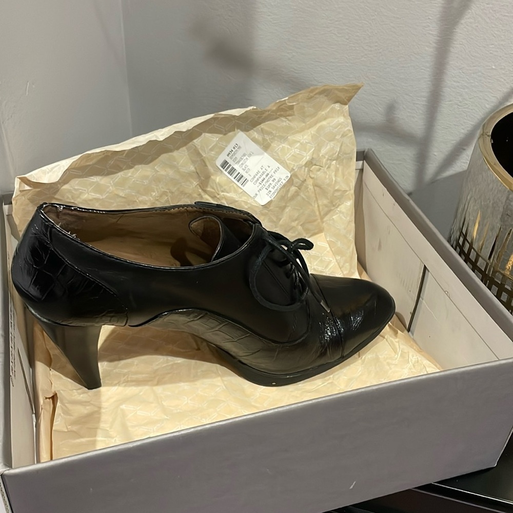Black boots Circa Joan David leather